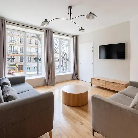 Appartamento Beautiful & Modern 1bd Flat Near Montmartre Parigi