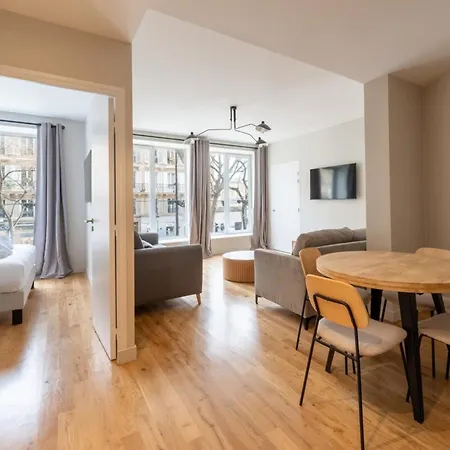 Beautiful & Modern 1bd Flat Near Montmartre Appartamento Parigi