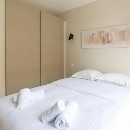 Beautiful & Modern 1bd Flat Near Montmartre Appartamento Parigi
